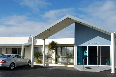 Robetown Motor Inn & Apartments - Schoolies Week Accommodation 1