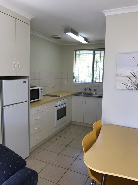 Robetown Motor Inn & Apartments - Schoolies Week Accommodation 37