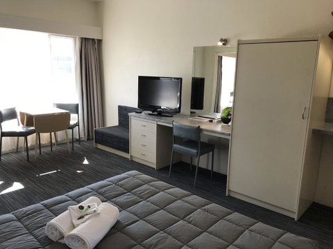 Robetown Motor Inn & Apartments - Schoolies Week Accommodation 18