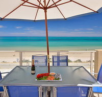 Adelaide Luxury Beach House - Schoolies Week Accommodation