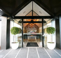 Ellen Hotel - Schoolies Week Accommodation