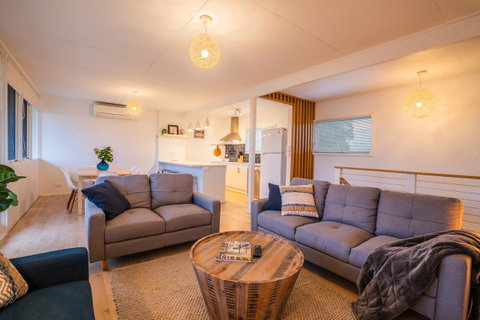 Aldinga Beach Break - C21 SouthCoast Holidays - Schoolies Week Accommodation 0