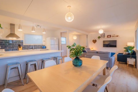 Aldinga Beach Break - C21 SouthCoast Holidays - Schoolies Week Accommodation 11