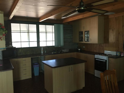 Shangri La Moonta Bay - Schoolies Week Accommodation 11