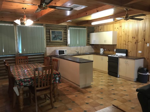 Shangri La Moonta Bay - Schoolies Week Accommodation 14
