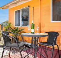 Kaseys Hide Away - Schoolies Week Accommodation