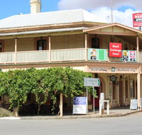 Royal Exchange Hotel - Schoolies Week Accommodation