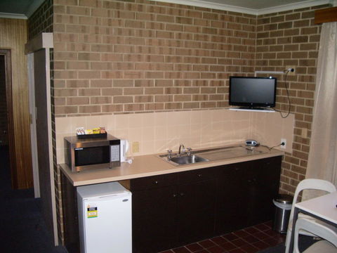 Aviators Lodge - Schoolies Week Accommodation 42