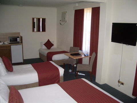 Aviators Lodge - Schoolies Week Accommodation 10