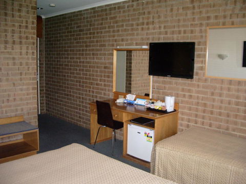Aviators Lodge - Schoolies Week Accommodation 17