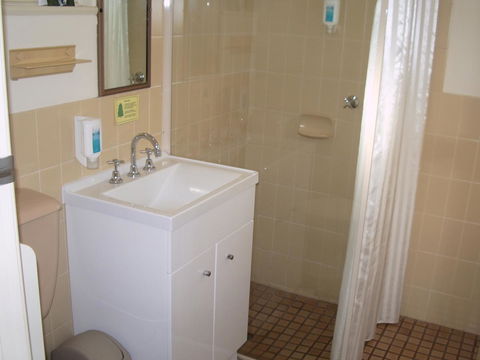 Aviators Lodge - Schoolies Week Accommodation 14