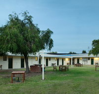 The Anglers Inn - Schoolies Week Accommodation