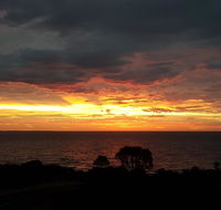 South Shores - Schoolies Week Accommodation