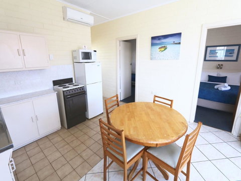 Robe Central Motel - Schoolies Week Accommodation 14