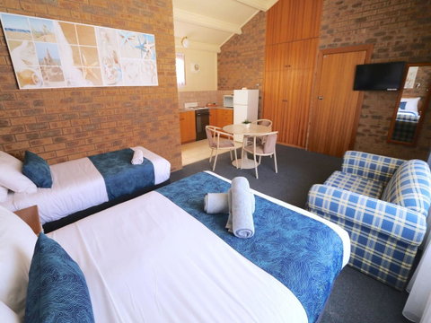Robe Central Motel - Schoolies Week Accommodation 17
