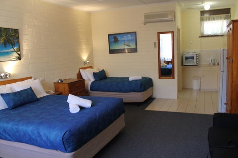 Robe Central Motel - Schoolies Week Accommodation 34