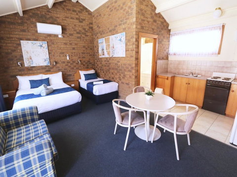 Robe Central Motel - Schoolies Week Accommodation 16