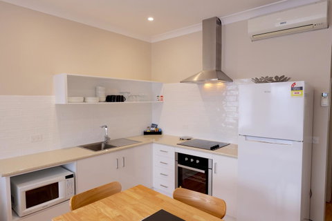 Robe Central Motel - Schoolies Week Accommodation 43