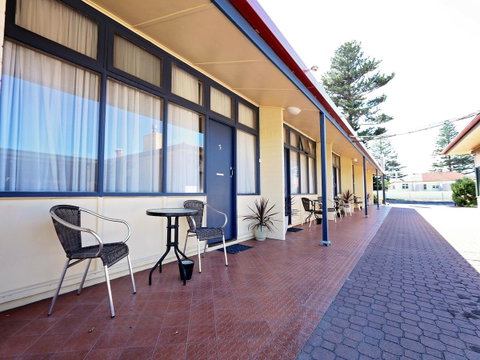 Robe Central Motel - Schoolies Week Accommodation 24