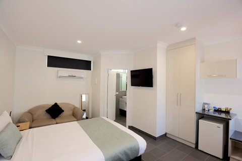 Robe Central Motel - Schoolies Week Accommodation 38