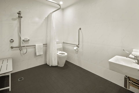 Quest Griffith - Schoolies Week Accommodation 16