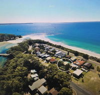 Arena Blanca Holiday Home - Schoolies Week Accommodation