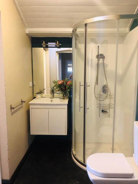 Belmore Cottage - Schoolies Week Accommodation 16