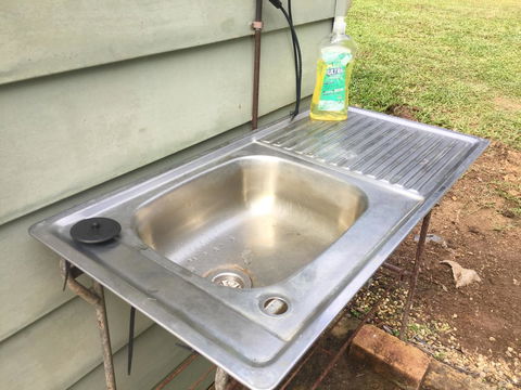 A Peaceful Cabin In The Country - Schoolies Week Accommodation 9