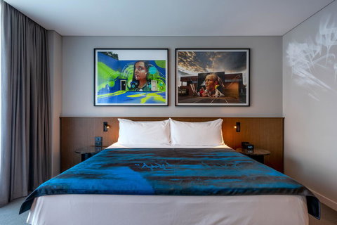 The Adnate Perth - Art Series - Schoolies Week Accommodation 14