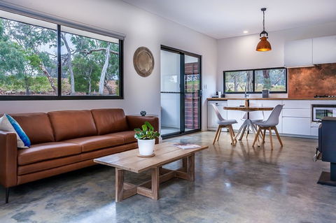 Simala Retreat - Schoolies Week Accommodation 9