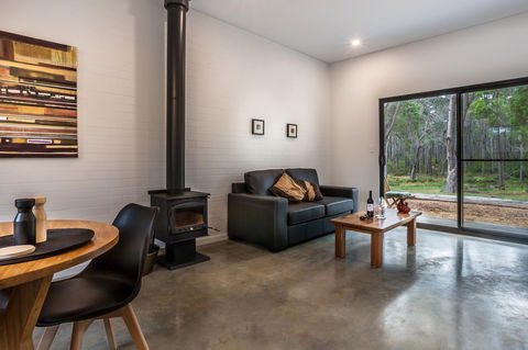 Simala Retreat - Schoolies Week Accommodation 13