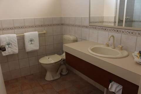 Karri Forest Motel - Schoolies Week Accommodation 36