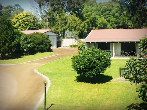 Karri Forest Motel - Schoolies Week Accommodation 30