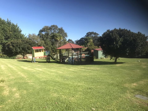 Karri Forest Motel - Schoolies Week Accommodation 11