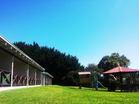 Karri Forest Motel - Schoolies Week Accommodation 31