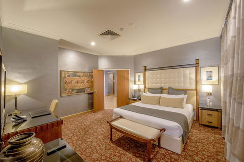 Duxton Hotel Perth - Schoolies Week Accommodation 17