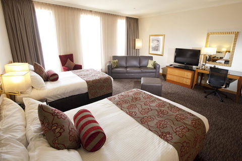 Duxton Hotel Perth - Schoolies Week Accommodation 36