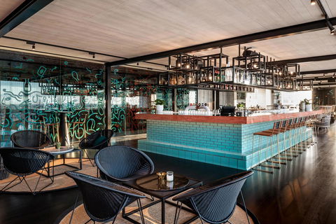 QT Perth - Schoolies Week Accommodation 18