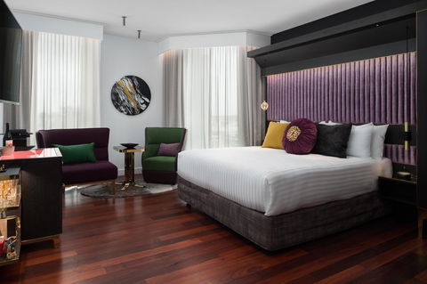 QT Perth - Schoolies Week Accommodation 25