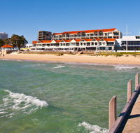 Boardwalk By The Beach - Schoolies Week Accommodation