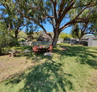 Just Chillin - Schoolies Week Accommodation