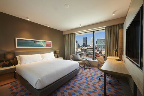 Doubletree By Hilton Perth Northbridge - Schoolies Week Accommodation 10