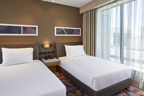 Doubletree By Hilton Perth Northbridge - Schoolies Week Accommodation 1