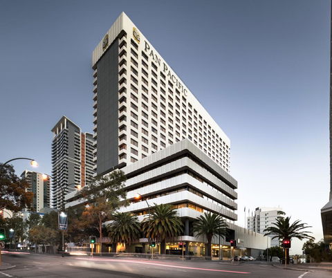 Pan Pacific Perth - Schoolies Week Accommodation 12