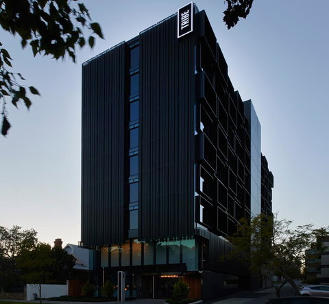 Tribe Perth - Schoolies Week Accommodation 23