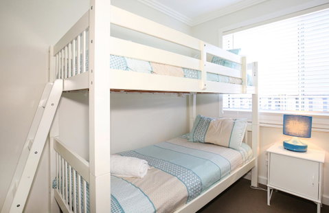 Calming Waters - Pet Friendly - Community Pool - Schoolies Week Accommodation 20
