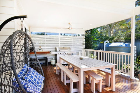 Calming Waters - Pet Friendly - Community Pool - Schoolies Week Accommodation 27
