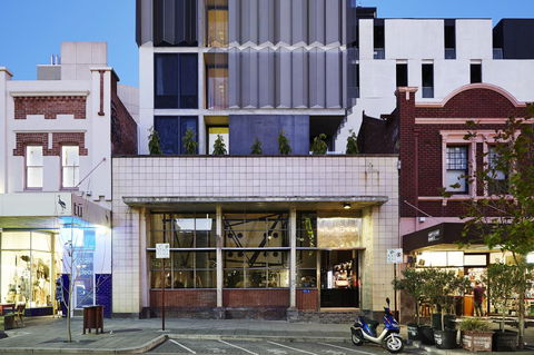 Alex Hotel - Schoolies Week Accommodation 33