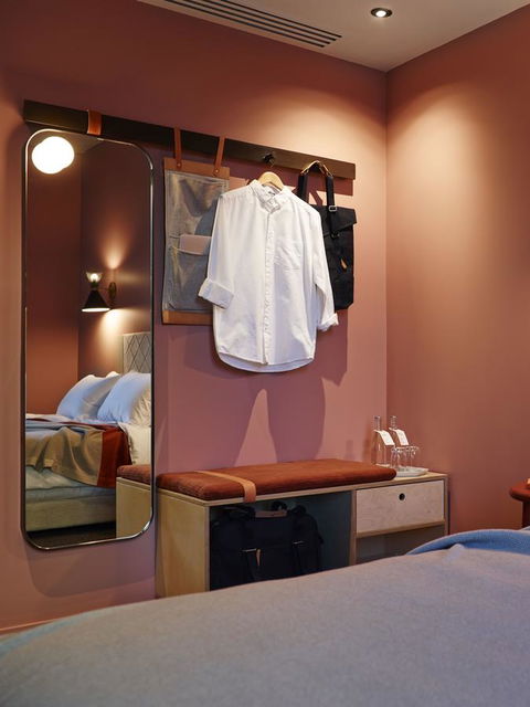 Alex Hotel - Schoolies Week Accommodation 13