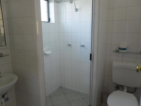 Ben Chifley Motor Inn - Schoolies Week Accommodation 39